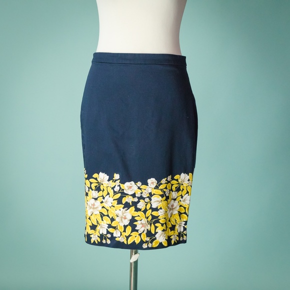 Draper James Dresses & Skirts - Draper James 6 Blue Yellow Pencil Skirt